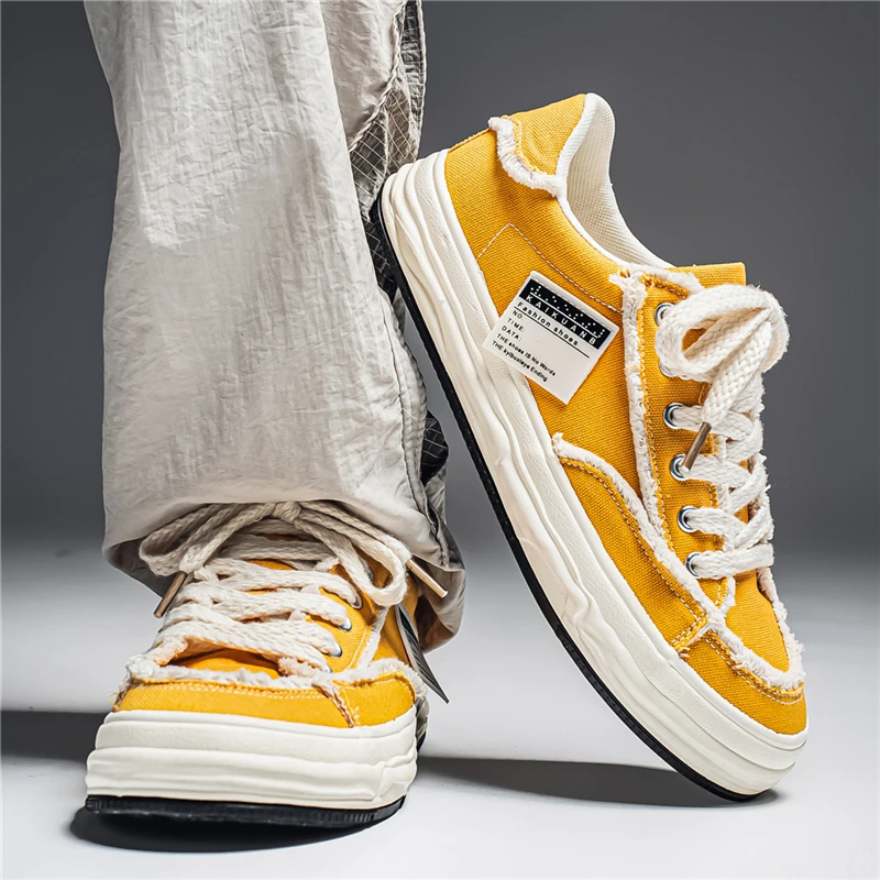 Mesh Skateboarding Shoes Man Outdoor Non Slip Running Shoes for Men Autumn 2026 Male Sports Sneakers Fashion Comfort Breathable
Mesh Skateboarding Shoes Man Outdoor Non Slip Running Shoes for Men Autumn 2026 Male Sports Sneakers Fashion Comfort Breathable