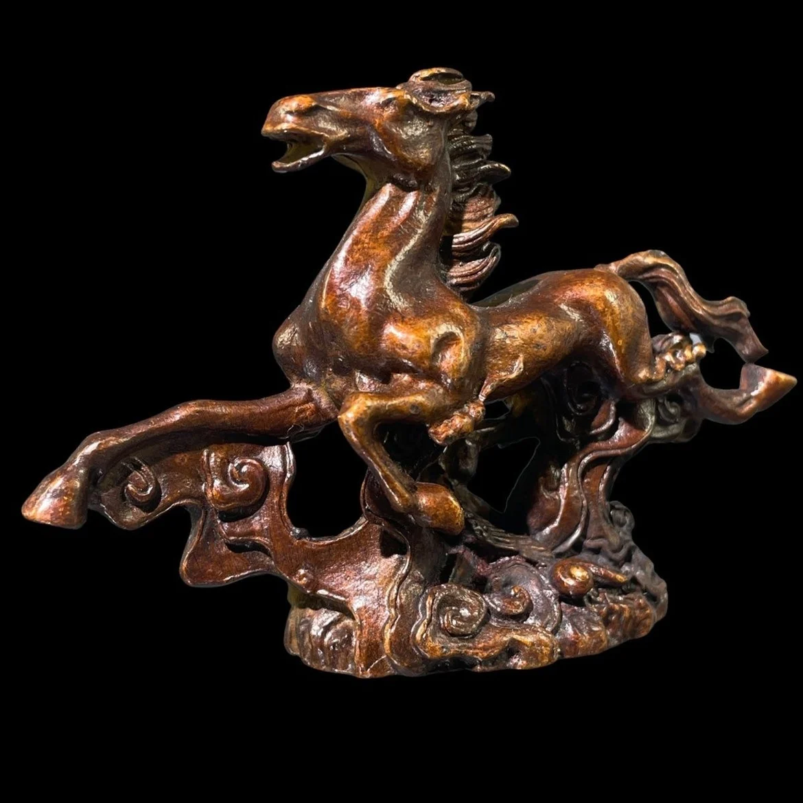 Ancient style beckoning fortune bronze horse ornament horse stepping on the flying swallow horse to the success of the feng shui
Ancient style beckoning fortune bronze horse ornament horse stepping on the flying swallow horse to the success of the feng shui