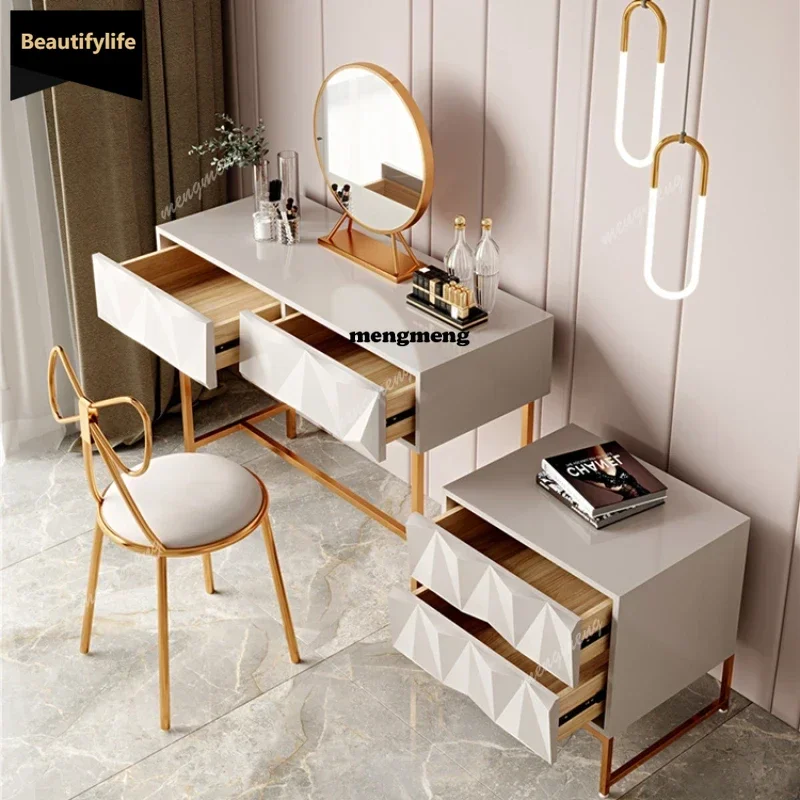 Ящики для макияжа, туалетный столик, современный женский туалетный столик для хранения, тумбочки, большая мебель для спальни Penteadeira D80
Ящики для макияжа, туалетный столик, современный женский туалетный столик для хранения, тумбочки, большая мебель для спальни Penteadeira D80