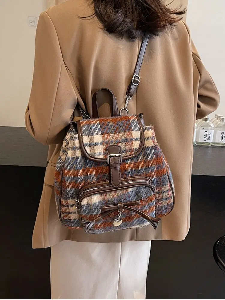 Plaid Vintage Shoulder Bag Suede College Style Retro Backpack Female College Students Commute Simple Large
Plaid Vintage Shoulder Bag Suede College Style Retro Backpack Female College Students Commute Simple Large