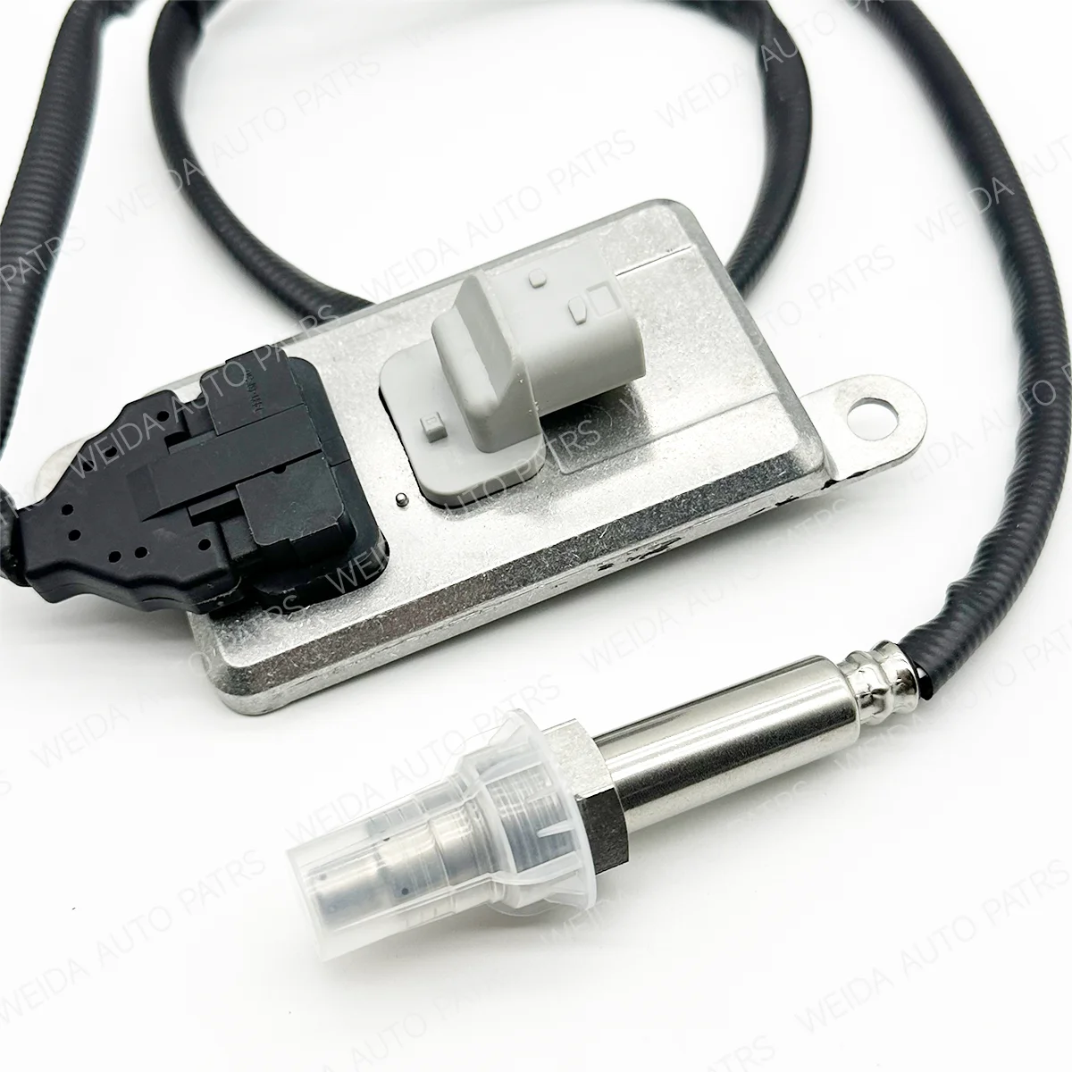 5WK96722B 51.15408-0017 5WK9 6722B 51154080017 24V Original New Nitrogen Oxygen NOx Sensor 24VFor MAN Truck 24V
5WK96722B 51.15408-0017 5WK9 6722B 51154080017 24V Original New Nitrogen Oxygen NOx Sensor 24VFor MAN Truck 24V