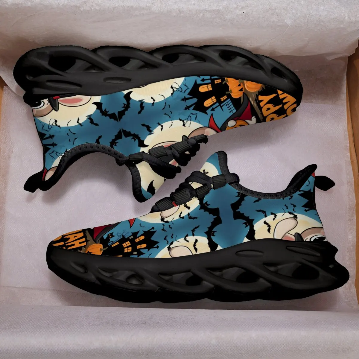 Повседневная детская обувь с мультяшным рисунком на Хэллоуин для девочек, спортивные дышащие нескользящие кроссовки для бега, баскетбольные детские уличные кроссовки
Повседневная детская обувь с мультяшным рисунком на Хэллоуин для девочек, спортивные дышащие нескользящие кроссовки для бега, баскетбольные детские уличные кроссовки