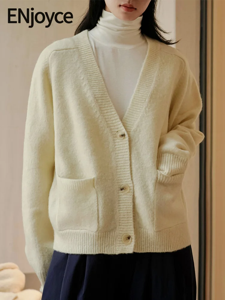 ENjoyce 2023 Winter Women Vintage Wool V-Neck Knitted Coat Korean Fashion Cardigans Sweaters Single Breasted Knitwear Jackets
ENjoyce 2023 Winter Women Vintage Wool V-Neck Knitted Coat Korean Fashion Cardigans Sweaters Single Breasted Knitwear Jackets