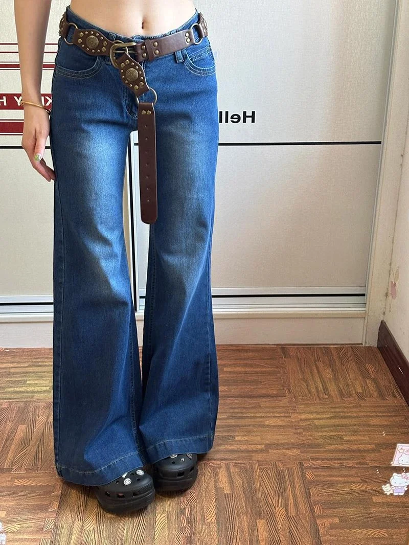 Retro Washed Low Waist Blue Jeans Women's Y2K Millennium Style Slimming Flared Pants Vintage High Waist Bootcut Denim Skinnies
Retro Washed Low Waist Blue Jeans Women's Y2K Millennium Style Slimming Flared Pants Vintage High Waist Bootcut Denim Skinnies