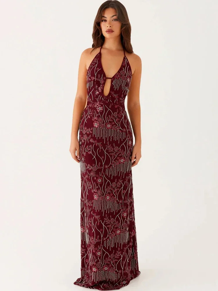 2025 New Sequins Hollow Out Backless Sexy Maxi Dress Women Gown Fashion Sparkle Halter Sleeveless Bodycon Club Party Dresses
2025 New Sequins Hollow Out Backless Sexy Maxi Dress Women Gown Fashion Sparkle Halter Sleeveless Bodycon Club Party Dresses