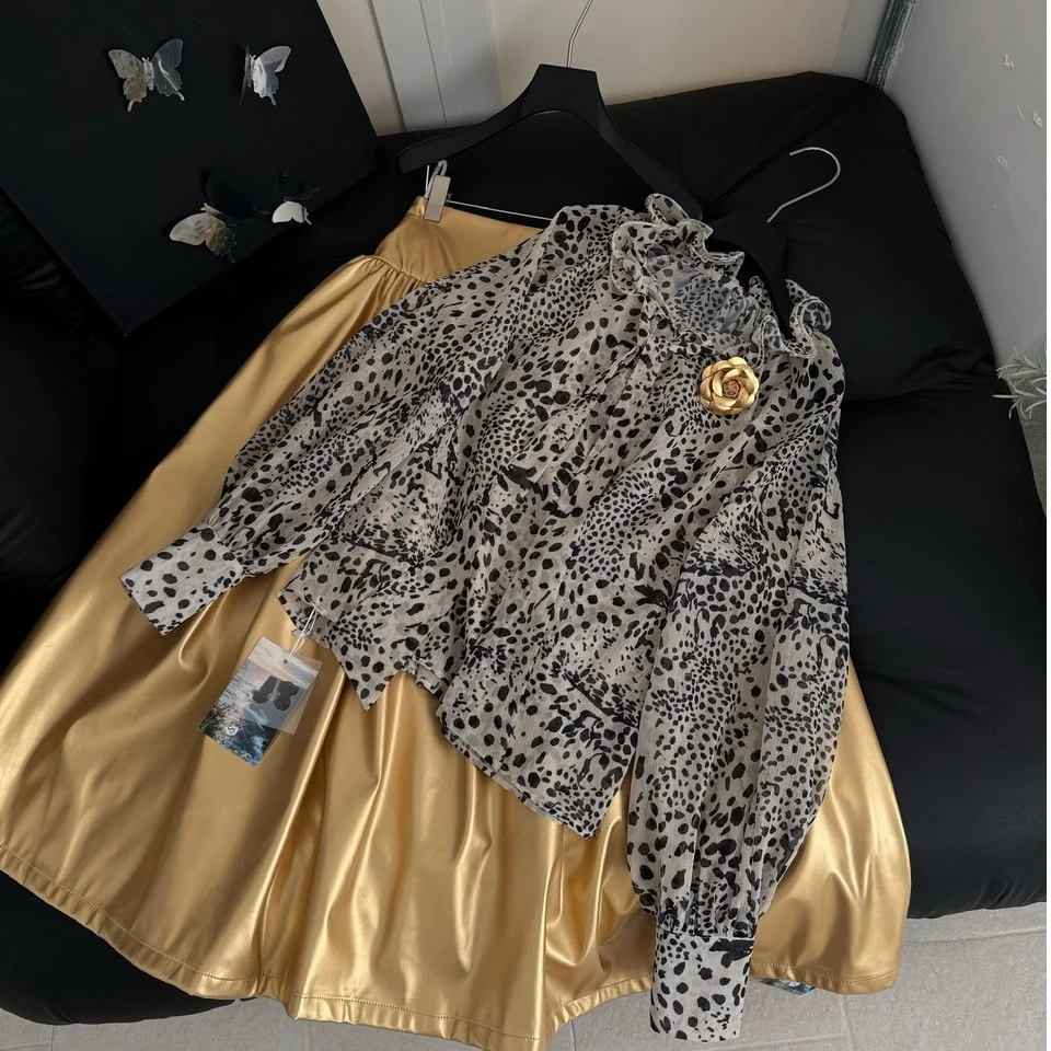 Women's Leopard Print irt Belted Bell Bot Skirt Set Spring Vintage PU Material Pleated Hemline Ensemble Faionable Outfit
Women's Leopard Print irt Belted Bell Bot Skirt Set Spring Vintage PU Material Pleated Hemline Ensemble Faionable Outfit
