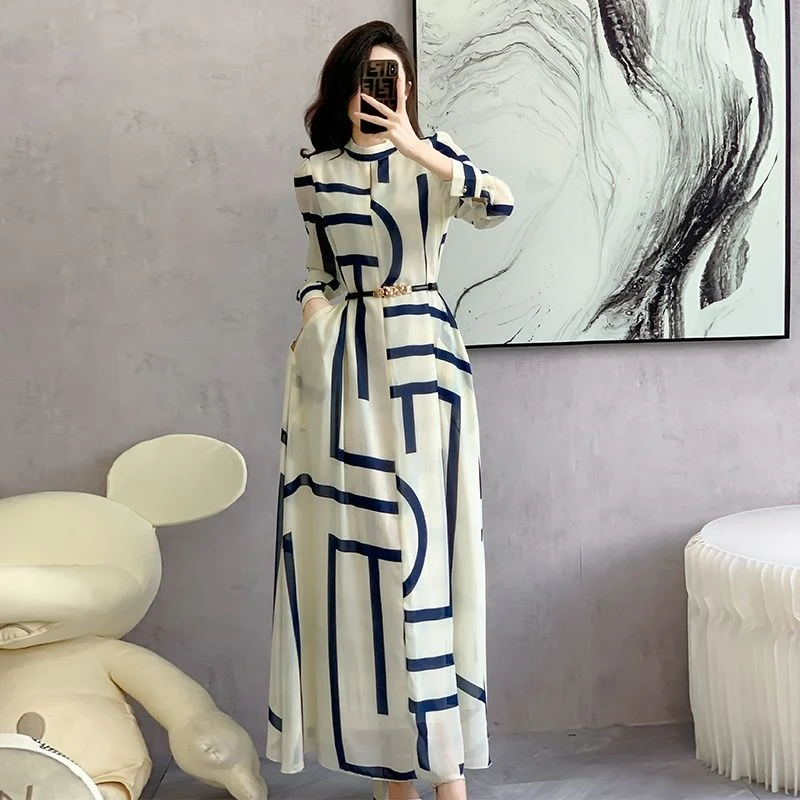 Women's Spring Summer New Chiffon Long Sleeved Standing Collar Fashionable Leisure Dress Ultra Long Temperament Female Dresses
Women's Spring Summer New Chiffon Long Sleeved Standing Collar Fashionable Leisure Dress Ultra Long Temperament Female Dresses