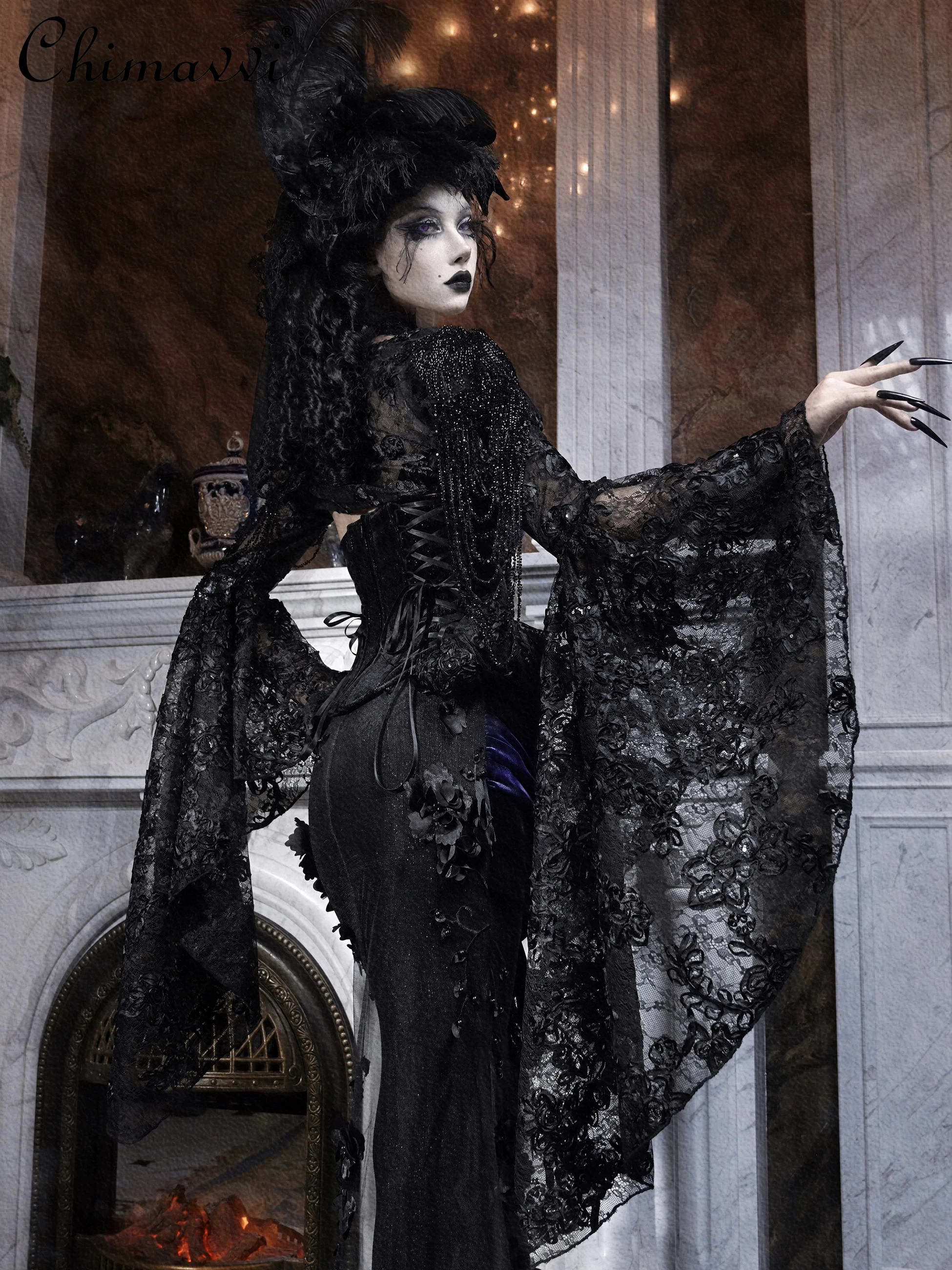 Original Heavy Beading Sparkling Diamond Embroidery Sleeveless Vest Gothic Punk Dark Girl Slim Fit Elegant Short Coat Women
Original Heavy Beading Sparkling Diamond Embroidery Sleeveless Vest Gothic Punk Dark Girl Slim Fit Elegant Short Coat Women