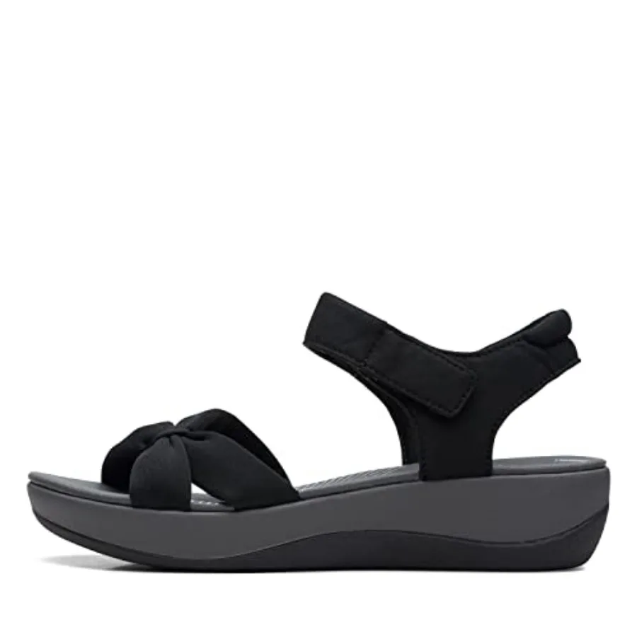 Clarks Women's Ankle Strap Athletic Sandals
Clarks Women's Ankle Strap Athletic Sandals