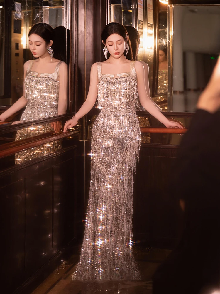 Ele Sequin Bridal Gown with Tassel Trains for Wedding And Cany Yearly Conference Silver Long Evening Dr Fi Tail S...
Ele Sequin Bridal Gown with Tassel Trains for Wedding And Cany Yearly Conference Silver Long Evening Dr Fi Tail S...