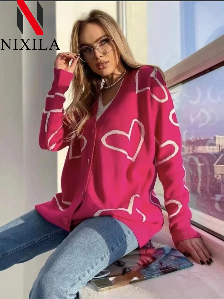 Winter Women's Knitted Cardigan Heart Pattern Korean Casual Long Sleeve Tops V-neck Sweater Botton Sweater for Women Clothing
Winter Women's Knitted Cardigan Heart Pattern Korean Casual Long Sleeve Tops V-neck Sweater Botton Sweater for Women Clothing