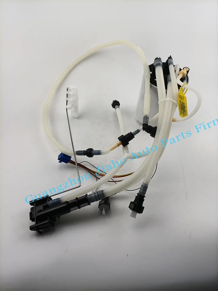 Высококачественный новый модуль топливного насоса, подходящий для PORSCHE Panamera 2010-2016 970 620 1 32 00 97062013802 97062013801
Высококачественный новый модуль топливного насоса, подходящий для PORSCHE Panamera 2010-2016 970 620 1 32 00 97062013802 97062013801