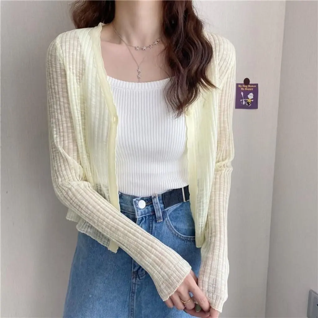 Women's Sunscreen Cardigan Coat Summer Thin Outer Wear Loose Long-Sleeved Knitted Short Top for Spring And Autumn Trendy
Women's Sunscreen Cardigan Coat Summer Thin Outer Wear Loose Long-Sleeved Knitted Short Top for Spring And Autumn Trendy