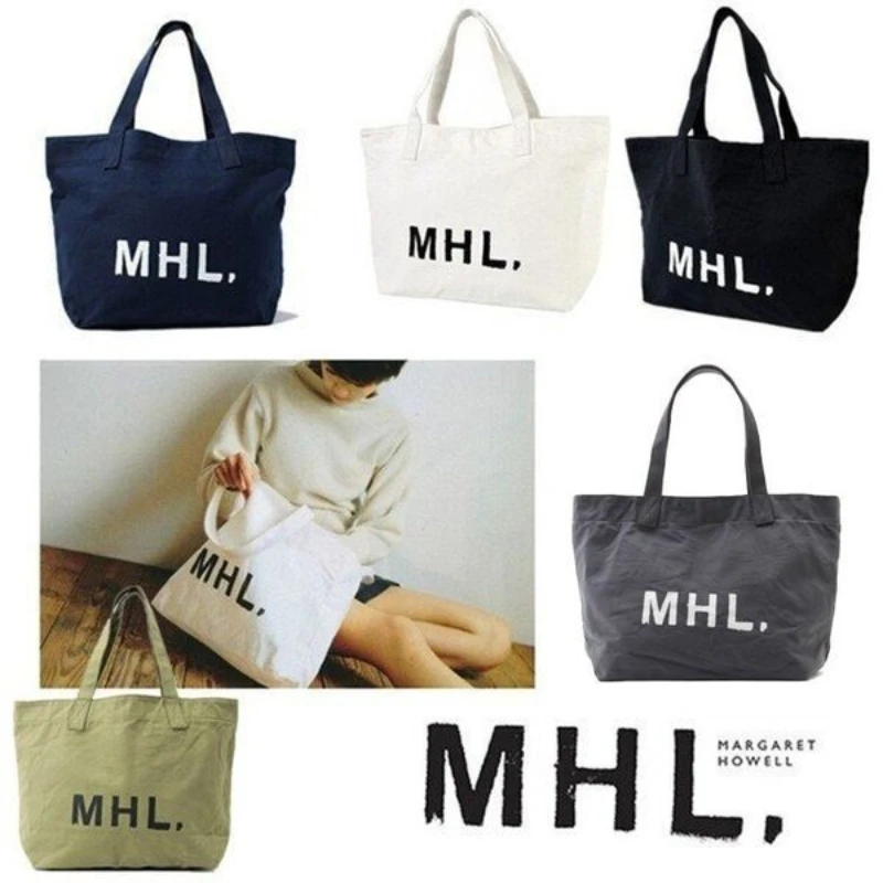 Latest European and American style, soft and unisex, four-season canvas bag.
Latest European and American style, soft and unisex, four-season canvas bag.