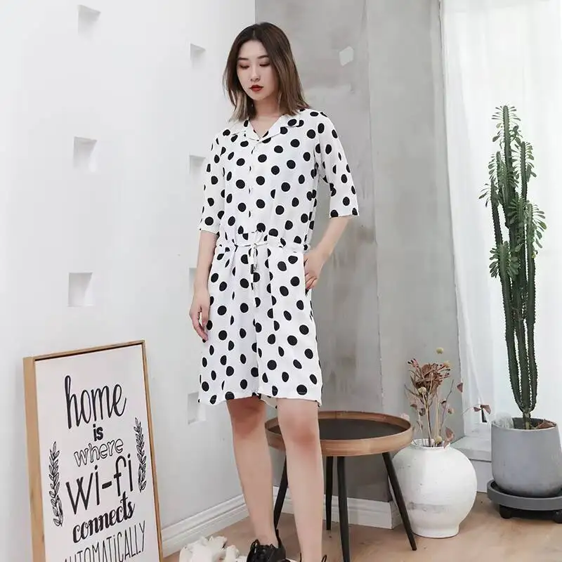Women's One-Piece Pants Summer New Korean Version Of High Waist Wave Point Casual Versatile Loose Large Size One-Piece Pants
Women's One-Piece Pants Summer New Korean Version Of High Waist Wave Point Casual Versatile Loose Large Size One-Piece Pants