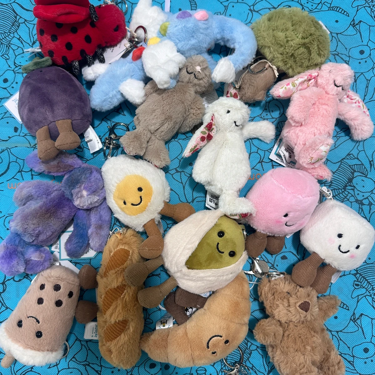 2026 JC brand plush toy keychains and ornaments, suitable as gifts for Children's Day, girls' birthdays, holidays, and more
2026 JC brand plush toy keychains and ornaments, suitable as gifts for Children's Day, girls' birthdays, holidays, and more
