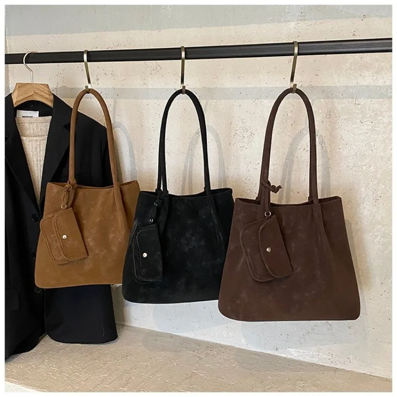 Best Superstar Diaper Bag Show Luxury Brand Leather Crossbody Bag For Women Paris Fashion Solid Color Letter Logo
Best Superstar Diaper Bag Show Luxury Brand Leather Crossbody Bag For Women Paris Fashion Solid Color Letter Logo