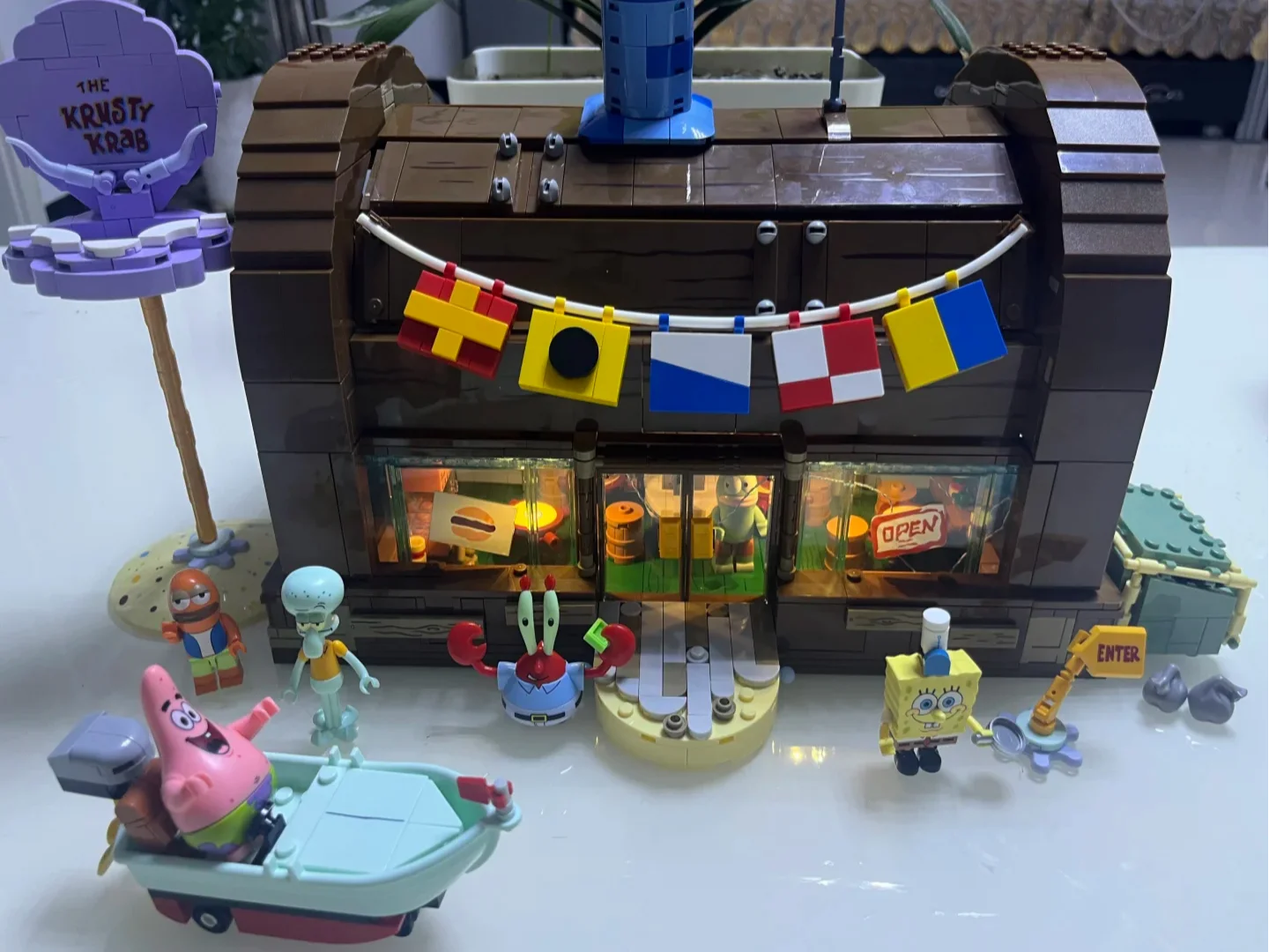 Areax Brick Zone Building Blocks, Crab Burgers Restaurant Building Blocks, Educational Toys, Adult Birthday Gift
Areax Brick Zone Building Blocks, Crab Burgers Restaurant Building Blocks, Educational Toys, Adult Birthday Gift