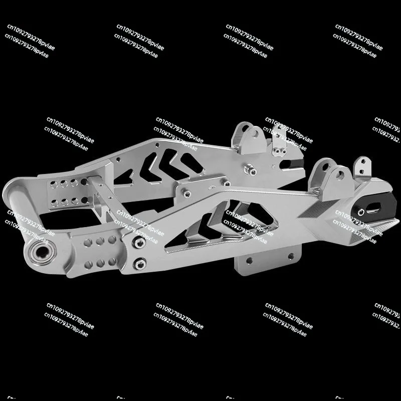 The second generation of far-reaching 007/008/009 modified accessories aluminum alloy CNC rear flat fork
The second generation of far-reaching 007/008/009 modified accessories aluminum alloy CNC rear flat fork
