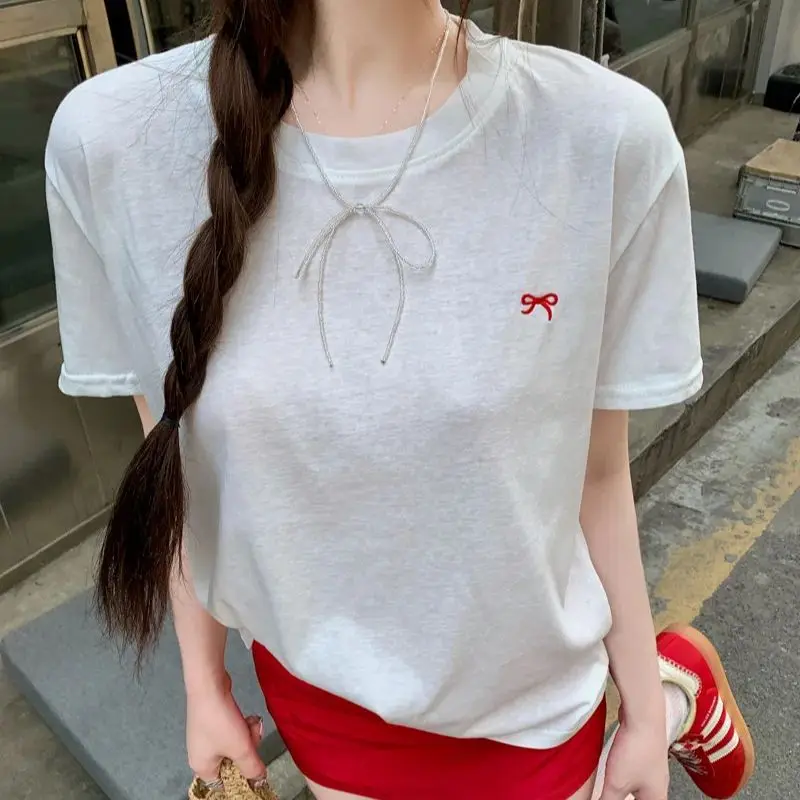 2024 Summer Bowknot Printed Loose Short Sleeve T-shirt Women 2024 Summer New Slim Round Neck Top
2024 Summer Bowknot Printed Loose Short Sleeve T-shirt Women 2024 Summer New Slim Round Neck Top