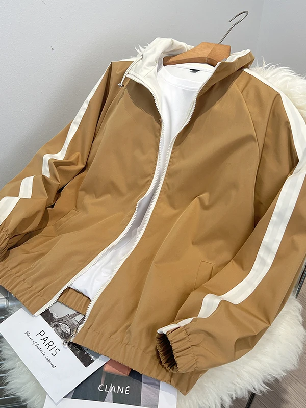 Новая двусторонняя модная куртка 2025 года в корейском стиле с воротником-стойкой для мужчин, весенне-осенняя одежда
Новая двусторонняя модная куртка 2025 года в корейском стиле с воротником-стойкой для мужчин, весенне-осенняя одежда