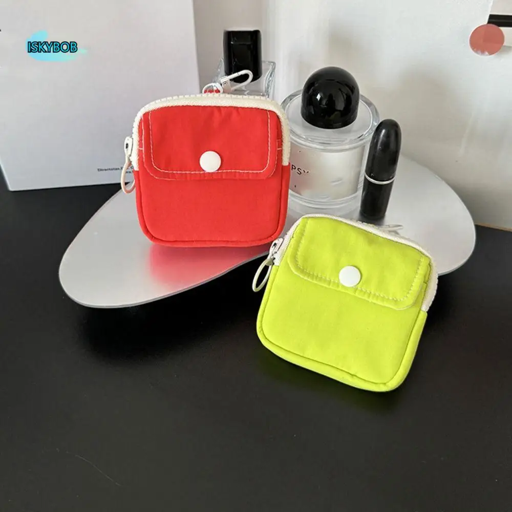 Multifunctional Portable Nylon Coin Purse Korean Style Square Earphone Bag Lightweight Candy Color Mini Storage Bag Travel
Multifunctional Portable Nylon Coin Purse Korean Style Square Earphone Bag Lightweight Candy Color Mini Storage Bag Travel