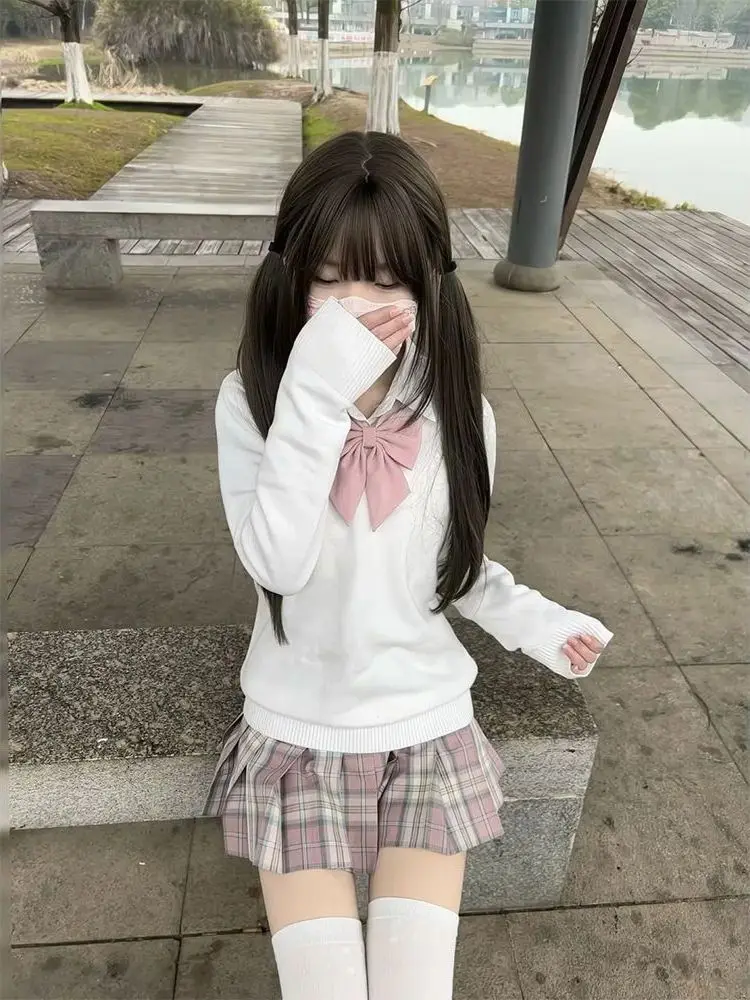 Autumn Winter Knitted Long Sve V-Ne Sweater Jk Outerwear Commute Layering Top Loose Fit Comfortable Versatile Color
Autumn Winter Knitted Long Sve V-Ne Sweater Jk Outerwear Commute Layering Top Loose Fit Comfortable Versatile Color