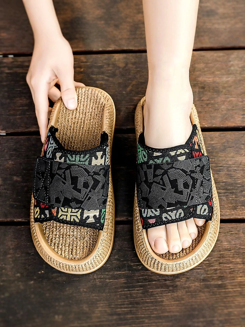 Men's Outdoor Summer Slippers Anti-Slip Casual Wear Big Size Birkenstyle Sandals Breathable Comfortable Rubber Sole Shoes
Men's Outdoor Summer Slippers Anti-Slip Casual Wear Big Size Birkenstyle Sandals Breathable Comfortable Rubber Sole Shoes