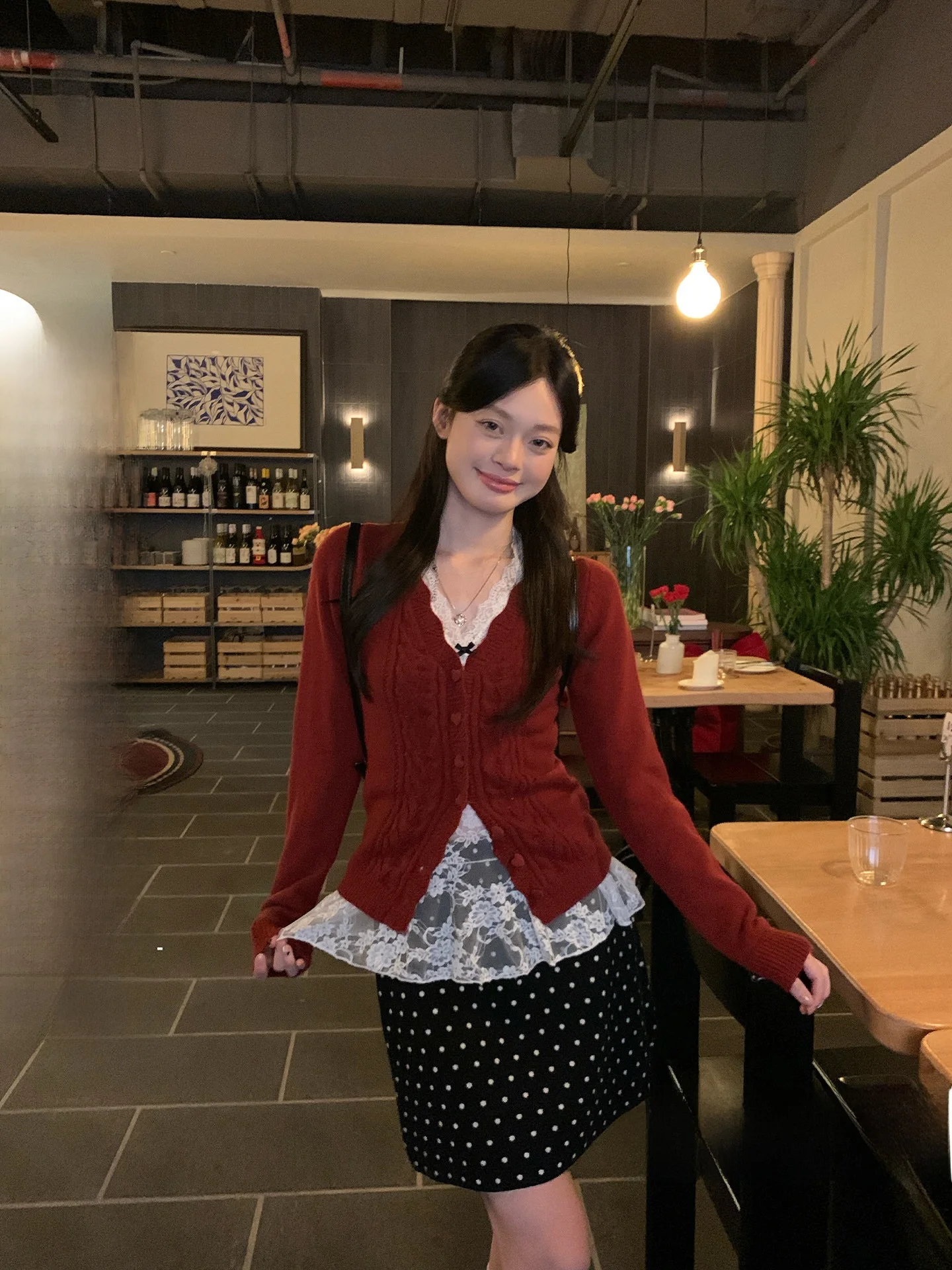 High Waist Knitted Polka Dot Skirt Women's Winter Fashion Slim A-Line Skirt Korean Style Commute Casual Straight Cut
High Waist Knitted Polka Dot Skirt Women's Winter Fashion Slim A-Line Skirt Korean Style Commute Casual Straight Cut
