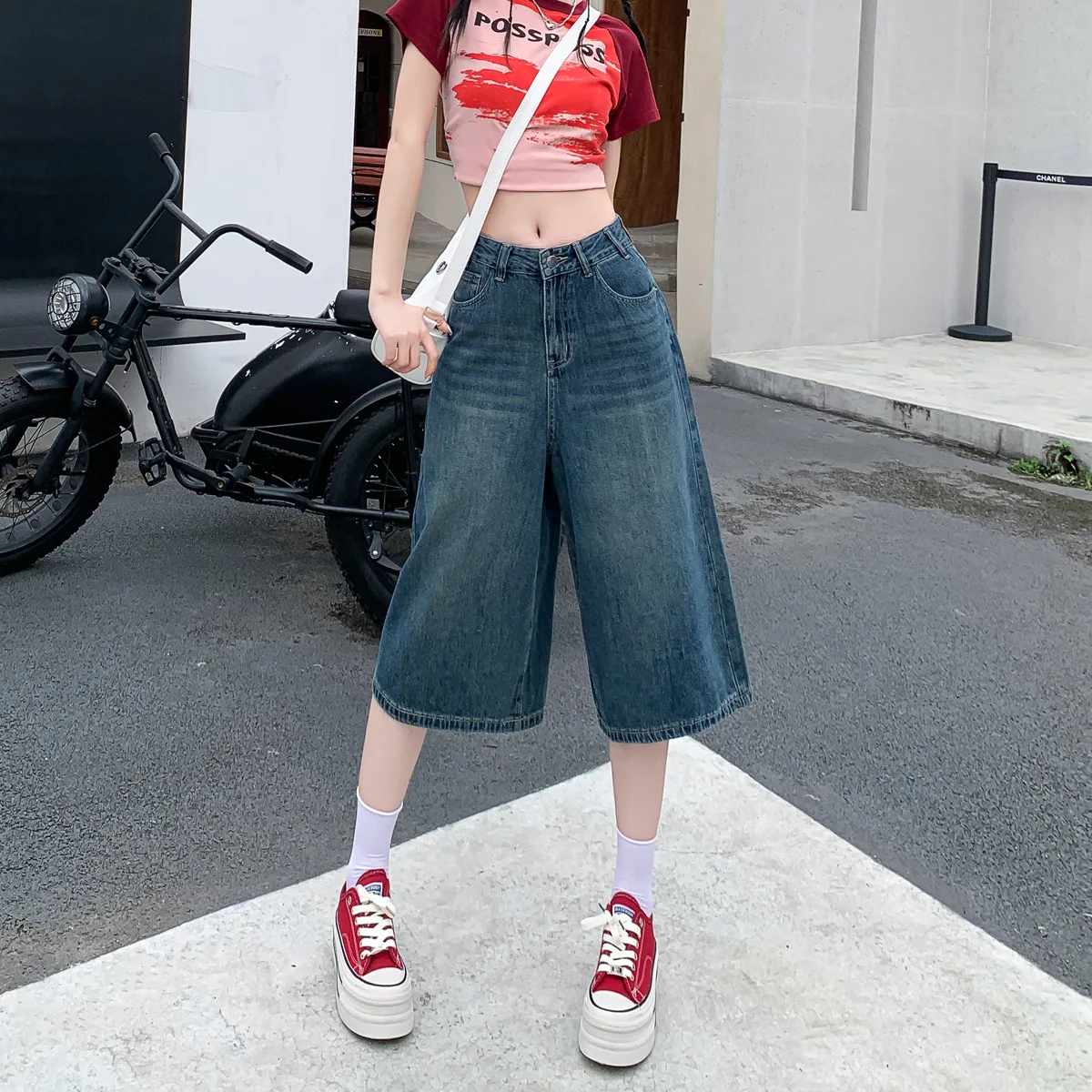 Синие женские джинсы с широкими штанинами в стиле ретро, универсальные свободные брюки с высокой талией, прямой крой, весна-осень, новые брюки Sle
Синие женские джинсы с широкими штанинами в стиле ретро, универсальные свободные брюки с высокой талией, прямой крой, весна-осень, новые брюки Sle