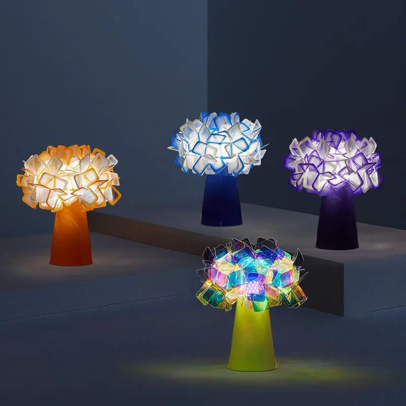 Italian designer bedroom bedside lamp study restaurant Nordic personality creative rechargeable flower decoration
Italian designer bedroom bedside lamp study restaurant Nordic personality creative rechargeable flower decoration