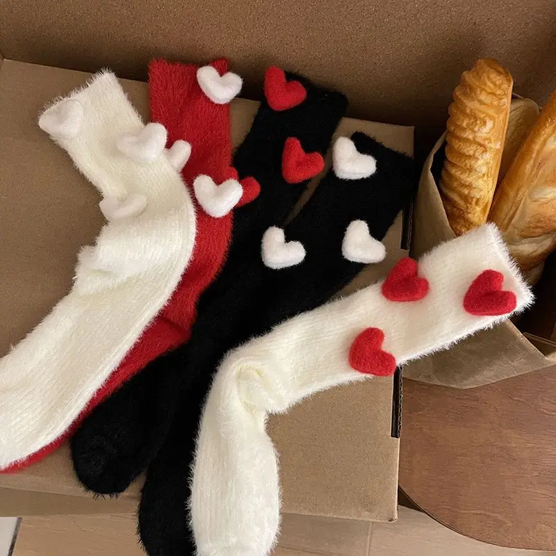 Sweet Heart Decorated Calf Socks Women Ankle High Plush Warm Socks Cute Athletic Running Socks For Women 2025 Autumn Winter
Sweet Heart Decorated Calf Socks Women Ankle High Plush Warm Socks Cute Athletic Running Socks For Women 2025 Autumn Winter