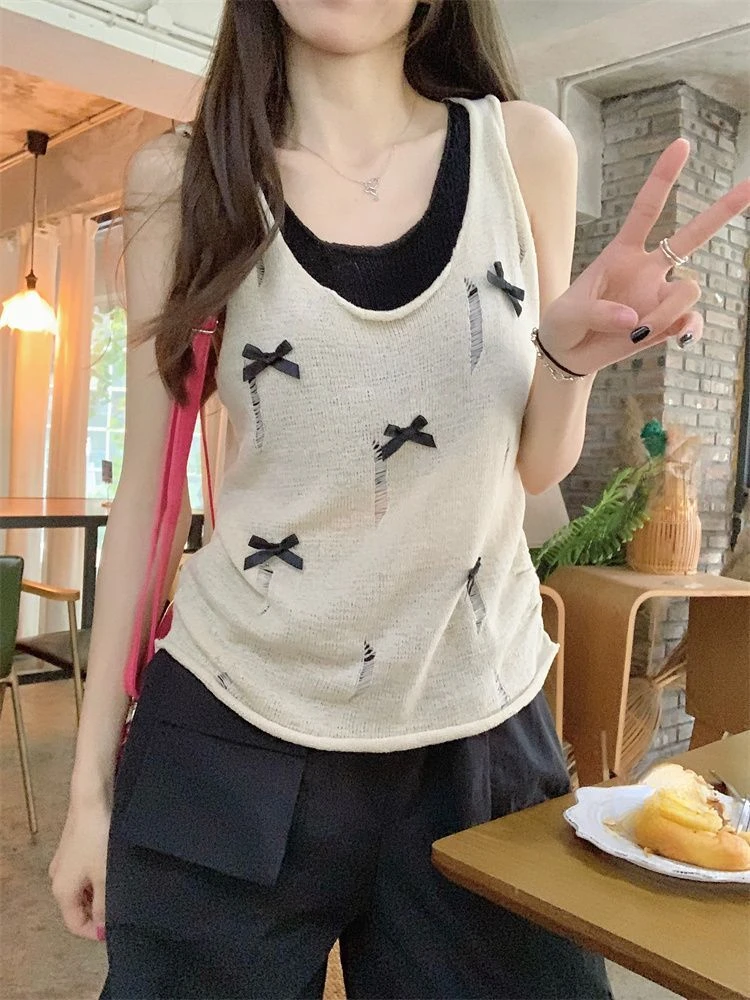 Korean Summer Chic Fake Two Piece Tanks Women New Bow Sexy Patchwork Vintage Tops Female Streewear Sleeveless Slim Party Tees
Korean Summer Chic Fake Two Piece Tanks Women New Bow Sexy Patchwork Vintage Tops Female Streewear Sleeveless Slim Party Tees
