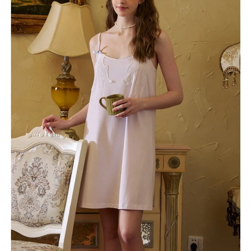 Vintage Court Cotton Suspender Nightdress Sexy Knot Princess Failei Pajamas Loose and Comfortable Girl Loungewear
Vintage Court Cotton Suspender Nightdress Sexy Knot Princess Failei Pajamas Loose and Comfortable Girl Loungewear