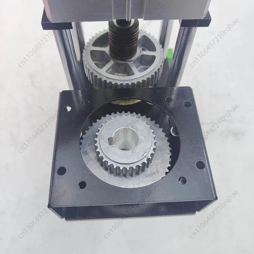 BT30 Unpowered Spindle Cylinder Pneumatic Semi-automatic Tool Changing Spindle Suitable for Carving, Drilling, Milling
BT30 Unpowered Spindle Cylinder Pneumatic Semi-automatic Tool Changing Spindle Suitable for Carving, Drilling, Milling