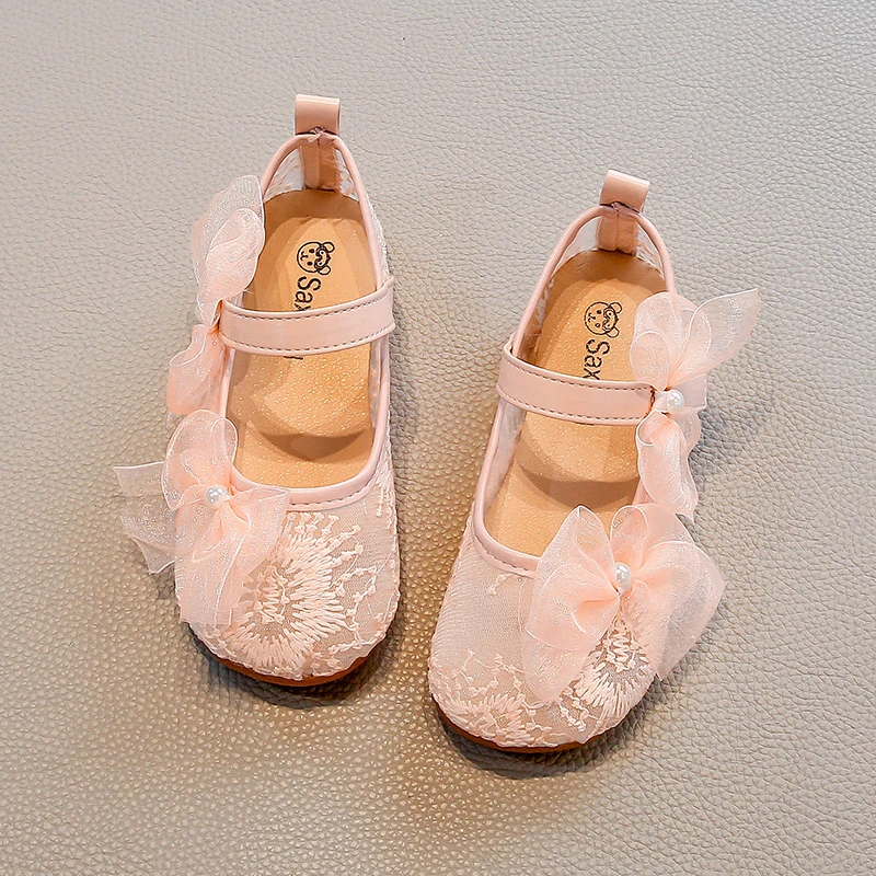 Girls Princess Shoes Sweet Lace Bows Kids Flat Shoes Mesh Breathable 2025 Summer New Children Casual Shoes Soft Sole Trendy
Girls Princess Shoes Sweet Lace Bows Kids Flat Shoes Mesh Breathable 2025 Summer New Children Casual Shoes Soft Sole Trendy