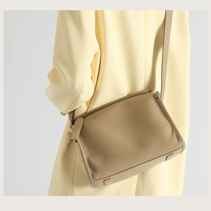 100% Genuine Leather Handbags Small Women Bag Genuine Leather Flap Shoulder Bag Casual Three-layer zipper Ladies Crossbody Bags
100% Genuine Leather Handbags Small Women Bag Genuine Leather Flap Shoulder Bag Casual Three-layer zipper Ladies Crossbody Bags