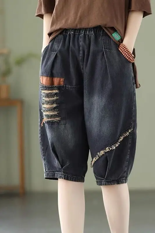 Vintage Elastic Waist Denim Shorts Women's Summer Loose Large Size Retro Dark Relaxed Pants Individuality Patchwork Ripped
Vintage Elastic Waist Denim Shorts Women's Summer Loose Large Size Retro Dark Relaxed Pants Individuality Patchwork Ripped