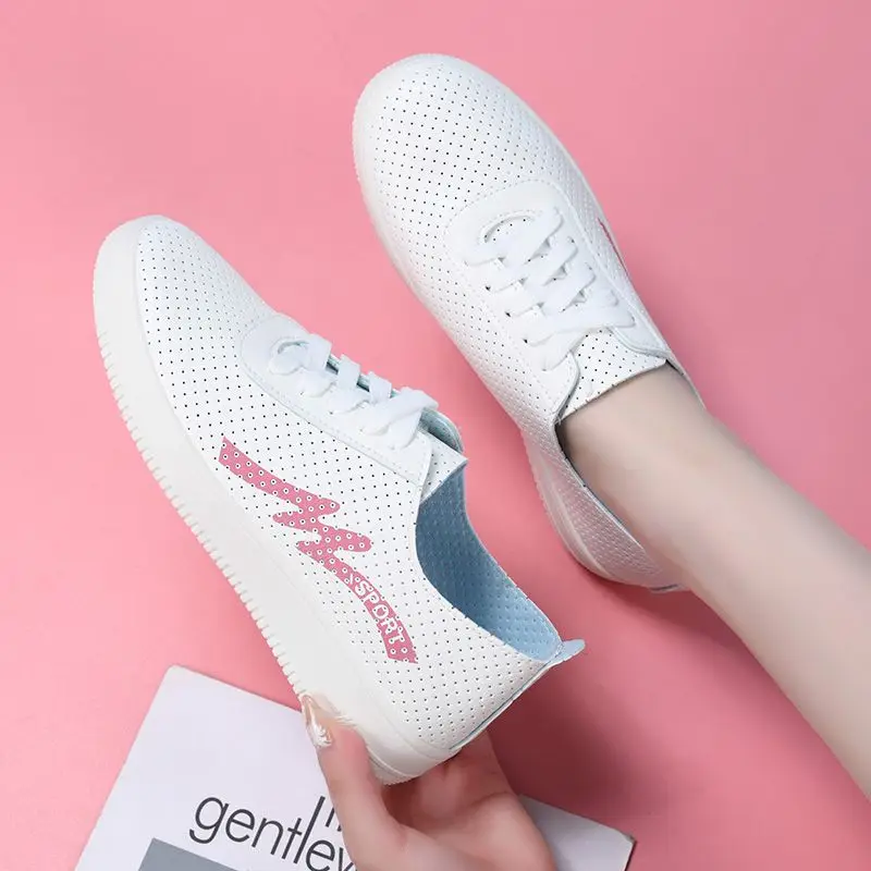 Women's White Sneakers Leather Breathable Mesh Hollow Casual Shoes Soft Sole Lightweight Non Slip Student Sports Shoes
Women's White Sneakers Leather Breathable Mesh Hollow Casual Shoes Soft Sole Lightweight Non Slip Student Sports Shoes