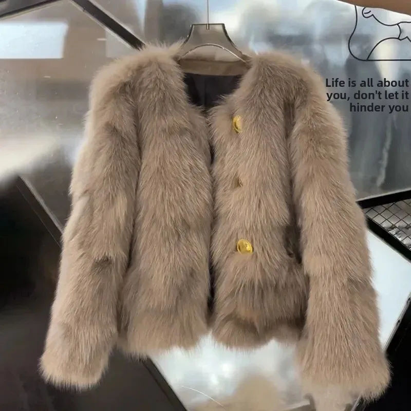 Short Fur Coat Women's Thickened Plush Integrated Autumn Winter Fashion Small Size Elegant Style Button Detail
Short Fur Coat Women's Thickened Plush Integrated Autumn Winter Fashion Small Size Elegant Style Button Detail