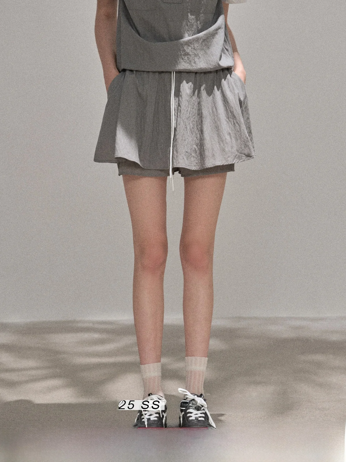 Повседневная юбка трапециевидной формы, женская эластичная юбка с высокой талией, лето 2022, ленивая юбка маленького размера, брюки
Повседневная юбка трапециевидной формы, женская эластичная юбка с высокой талией, лето 2022, ленивая юбка маленького размера, брюки