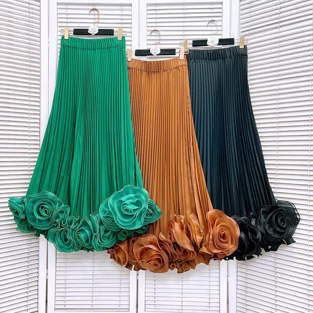French Elegance Temperament Elastic High Waist A-line 3D Flower Pleated Skirt Fashion Versatile Long Skirts Women Spring 2025
French Elegance Temperament Elastic High Waist A-line 3D Flower Pleated Skirt Fashion Versatile Long Skirts Women Spring 2025