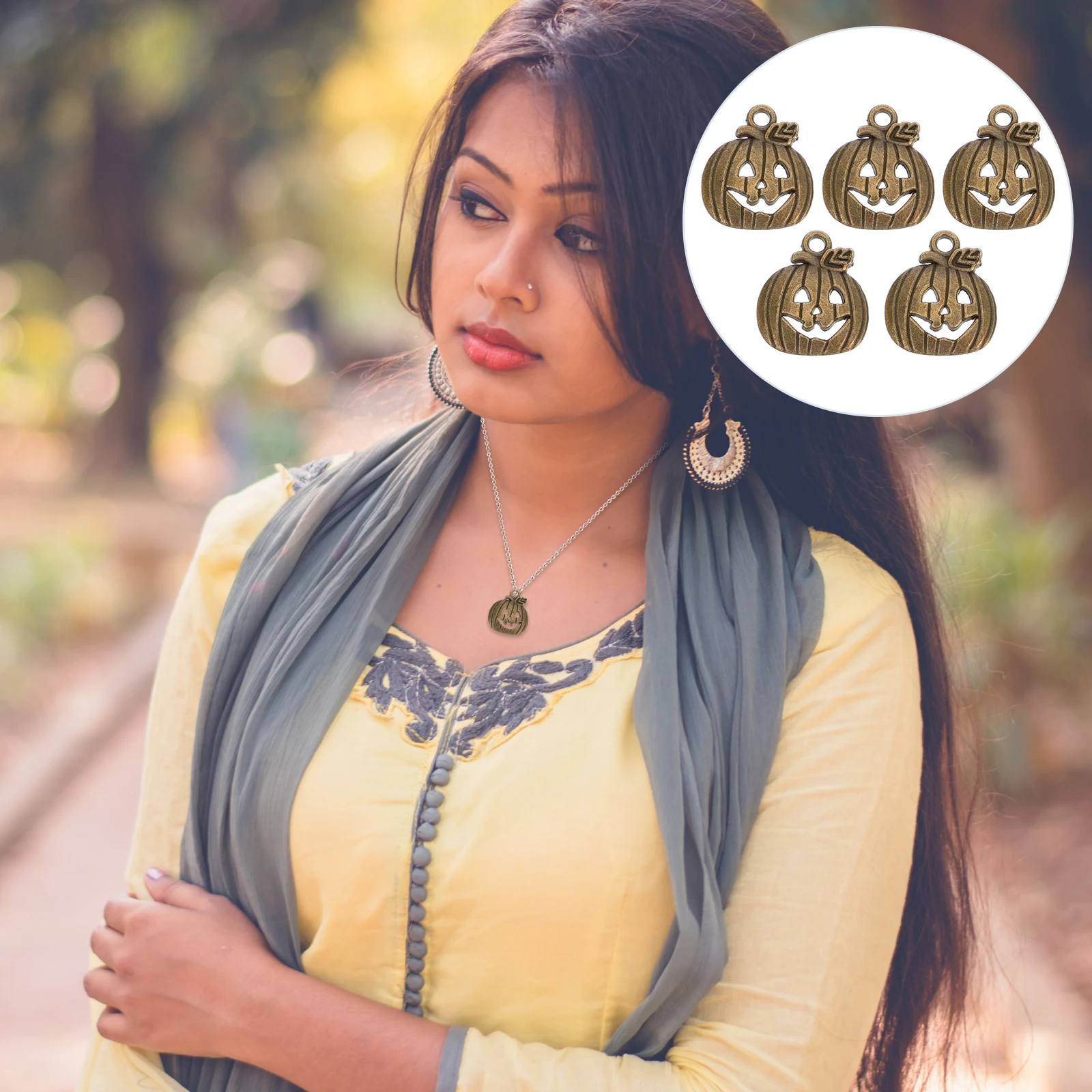 100Pcs Pumpkin Pendant Charms Alloy Halloween Crafting Jewelry Making Charms for Earrings and Gifts
100Pcs Pumpkin Pendant Charms Alloy Halloween Crafting Jewelry Making Charms for Earrings and Gifts