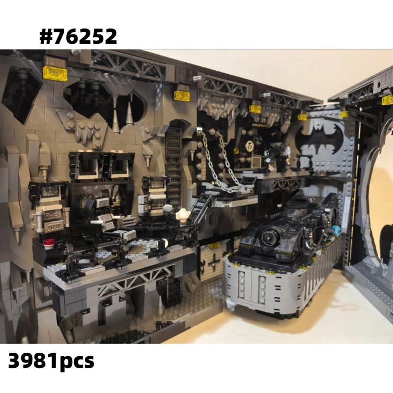 Конструктор Batcave Shadow Box: Классическая модель 1989 года, 3981 деталь, декор для дома, игрушки, подарки на день рождения, 76252
Конструктор Batcave Shadow Box: Классическая модель 1989 года, 3981 деталь, декор для дома, игрушки, подарки на день рождения, 76252