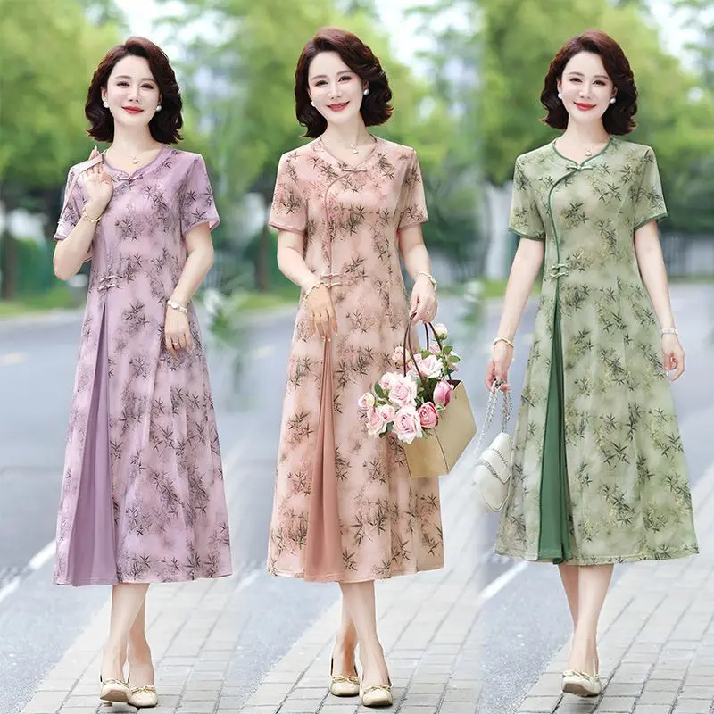 Floral Print Midi Dress for Middle-Aged Women Summer New Style Short Sleeve Breathable Comfortable Loose Fit Chinese Style Skirt
Floral Print Midi Dress for Middle-Aged Women Summer New Style Short Sleeve Breathable Comfortable Loose Fit Chinese Style Skirt