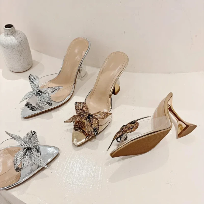 New Summer Women's High Heel Sandals Fashionable Pointed Stiletto Open Toe High Heel Sandals Rhinestone High Heel Slippers
New Summer Women's High Heel Sandals Fashionable Pointed Stiletto Open Toe High Heel Sandals Rhinestone High Heel Slippers