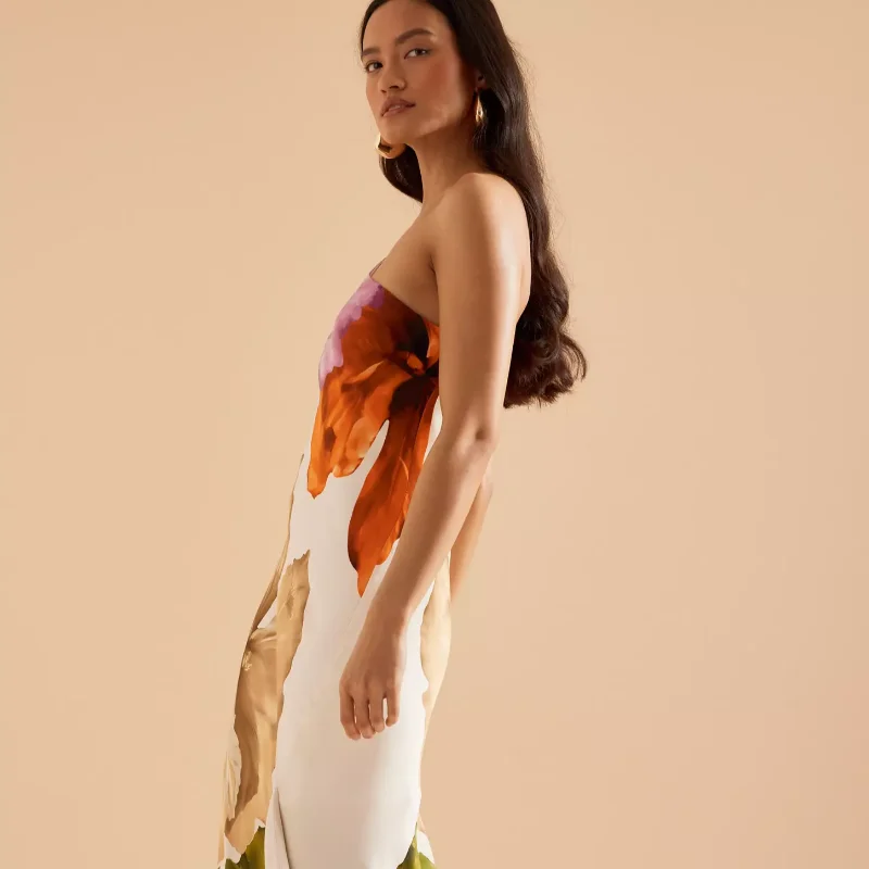 Elegant Flower Printed Maxi Dress Slanted Shoulder Slimming Sleeveless Backless Robe 2025 New Lady Party Beach Y2k Clothing
Elegant Flower Printed Maxi Dress Slanted Shoulder Slimming Sleeveless Backless Robe 2025 New Lady Party Beach Y2k Clothing