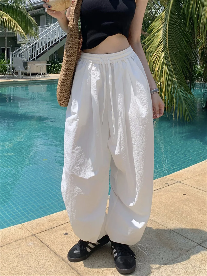PLAMTEE Wide Leg Sports Trousers Solid Chic Women Autumn Sports High Waist 2023 Straight Work Wear Loose Streetwear Pants
PLAMTEE Wide Leg Sports Trousers Solid Chic Women Autumn Sports High Waist 2023 Straight Work Wear Loose Streetwear Pants