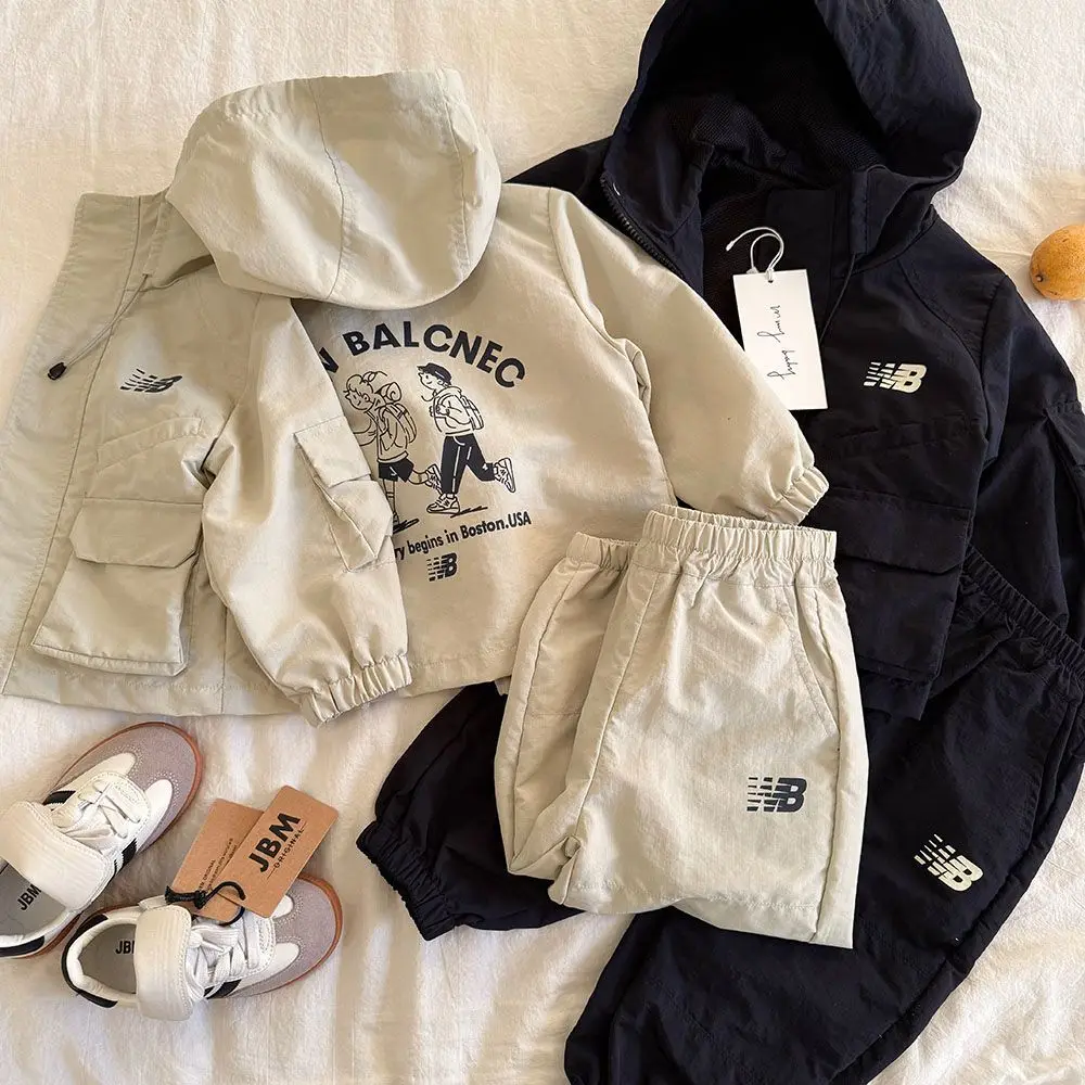 Spring and Autumn Children's Clothing Set New Boys' and Girls' Casual Zipper Hooded Jacket+Pants Two Piece Set
Spring and Autumn Children's Clothing Set New Boys' and Girls' Casual Zipper Hooded Jacket+Pants Two Piece Set