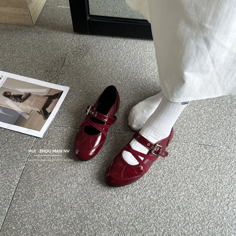 Inner Heightening Retro Buckle Mary Jane Shoes High Quality Women's 2026 New Versatile Ballet Casual Shallow Mouth Single Shoes
Inner Heightening Retro Buckle Mary Jane Shoes High Quality Women's 2026 New Versatile Ballet Casual Shallow Mouth Single Shoes